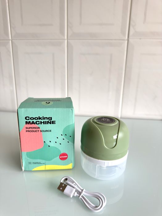 Triturador/Processador de alimentos, automático