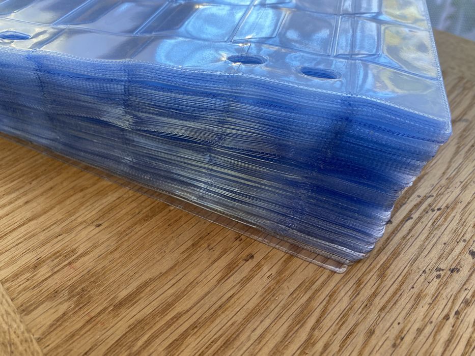 Karty na monety 28/28mm nowe