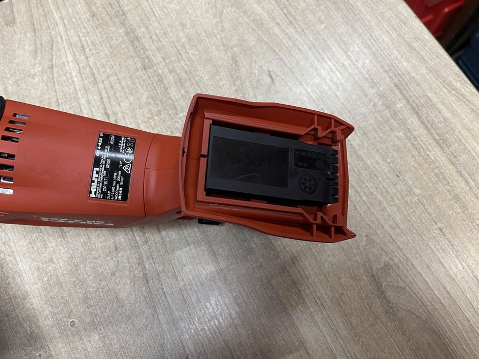 Hilti SR 4-A22 / шабельна пила Хілті