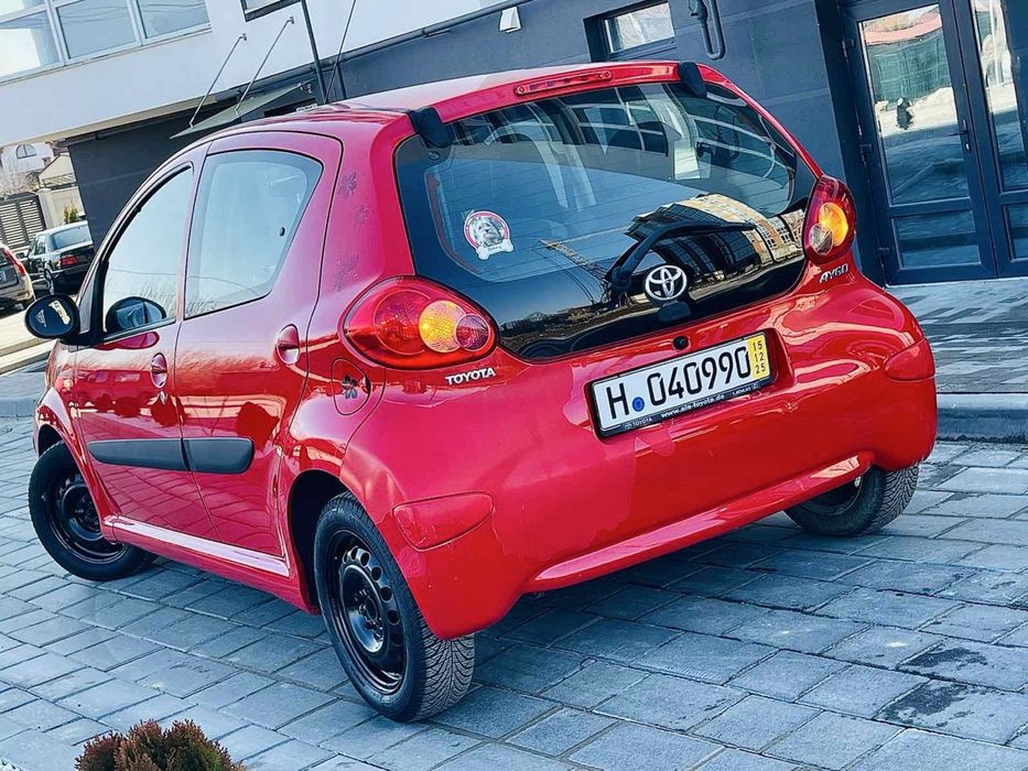 Toyota aygo продам