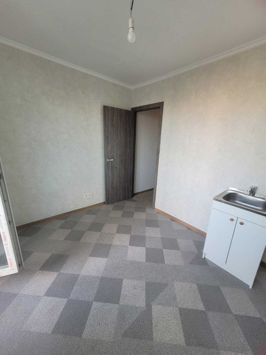 Продам 1к Святошинский р-н м Ак.городок вул Чернобильська буд 9-А