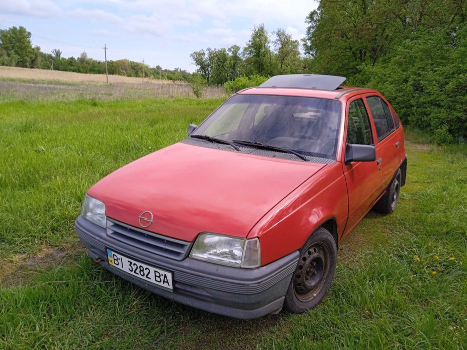 Продам Опель Кадетт ДИЗЕЛЬ 1,6
