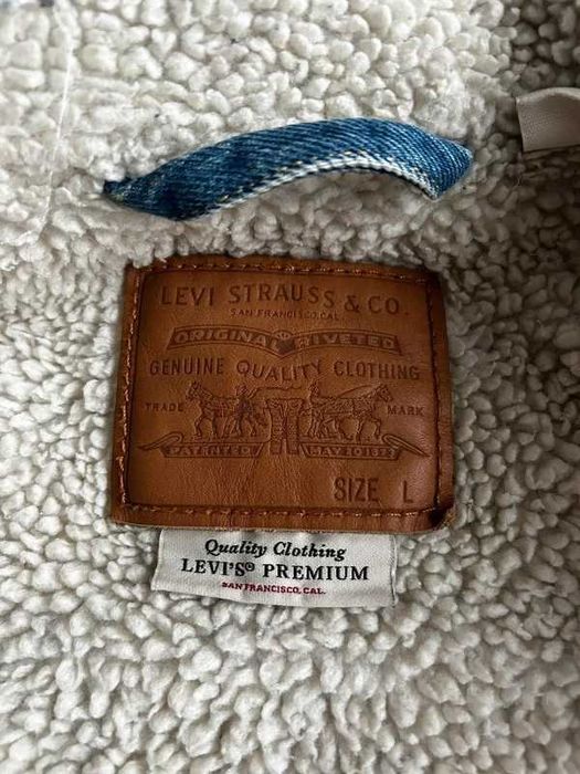 Kurtka zimowa jeansowa ocieplana sherpa Levi’s premium L