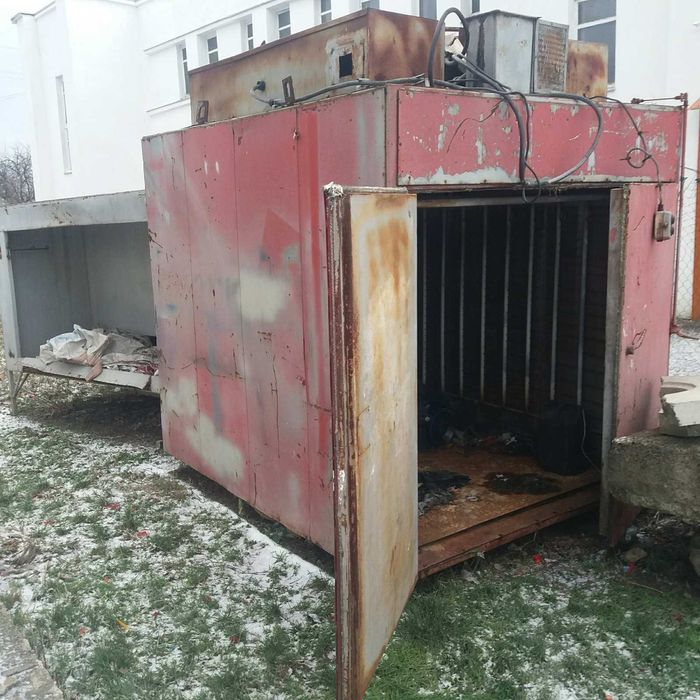 Продам  машину по литью алюминиевых деталей под давлением