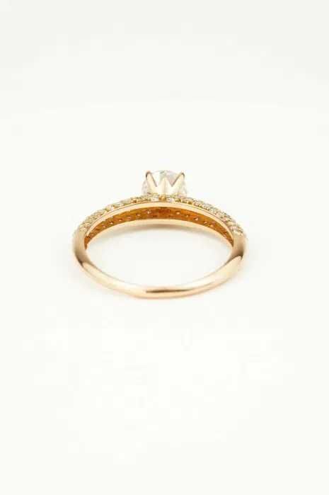 Złoty pierścionek z brylantami 18K 1.90g