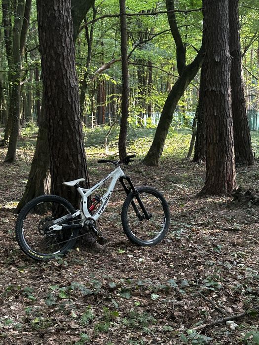 Transition TR450 DH / Downhill (RockShox Lyrik 2017, Fox Float X2 2021) розмір рами м ( ЧИТАЙТЕ ОПИС )