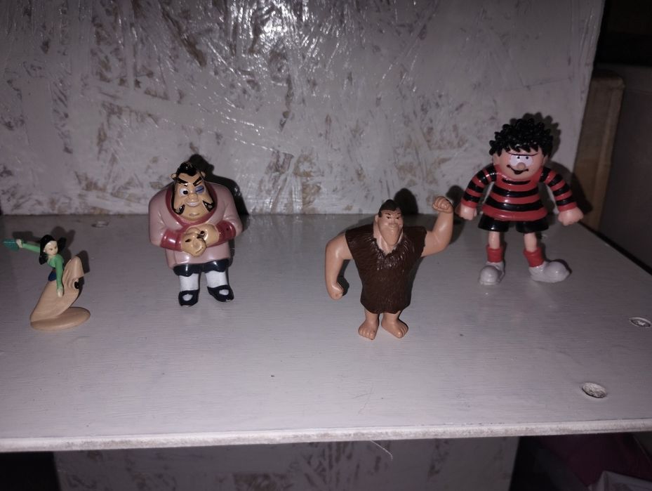 Figurki: Mulan i Yao "Mulan", Grug "Krudowie", Denis