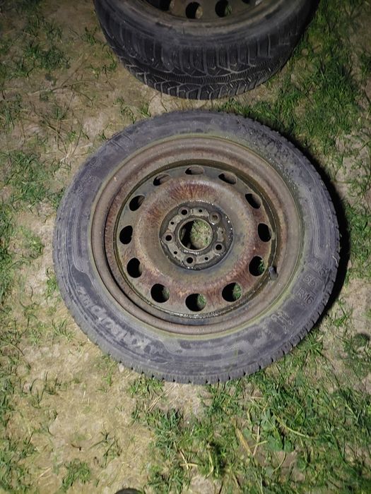 felgi stalowe bmw 16 5x120 opony zimowe 205/55 e36 e46 e87 e90