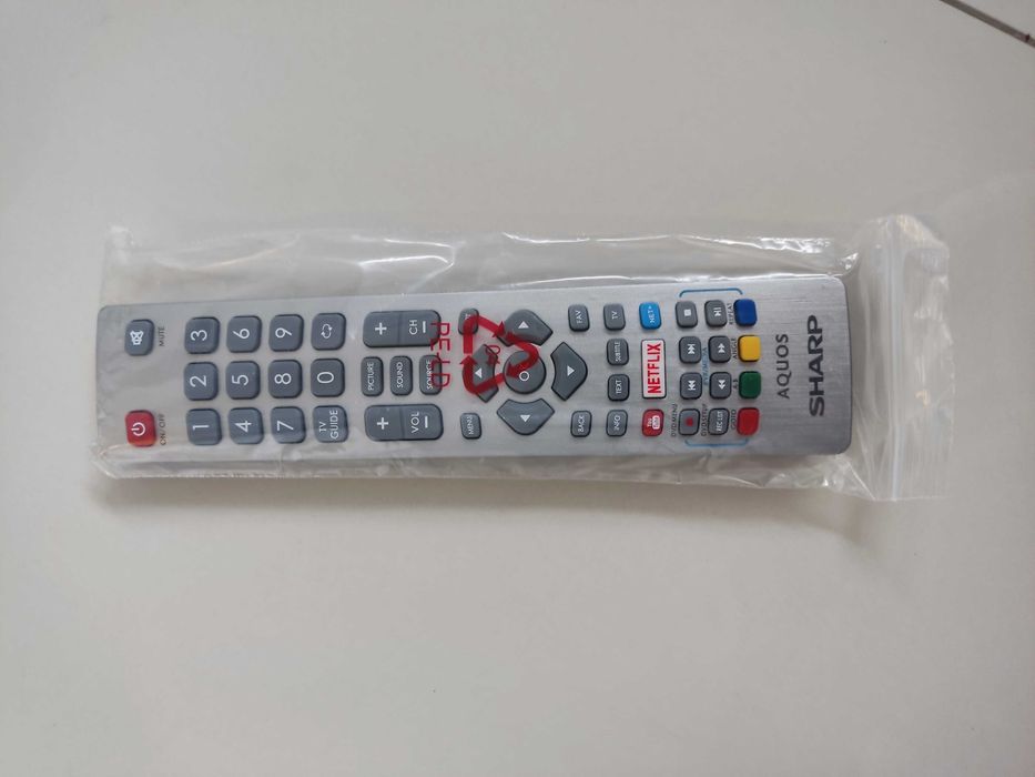 Pilot do telewizorów Sharp Aquos Technika Blaupunkt