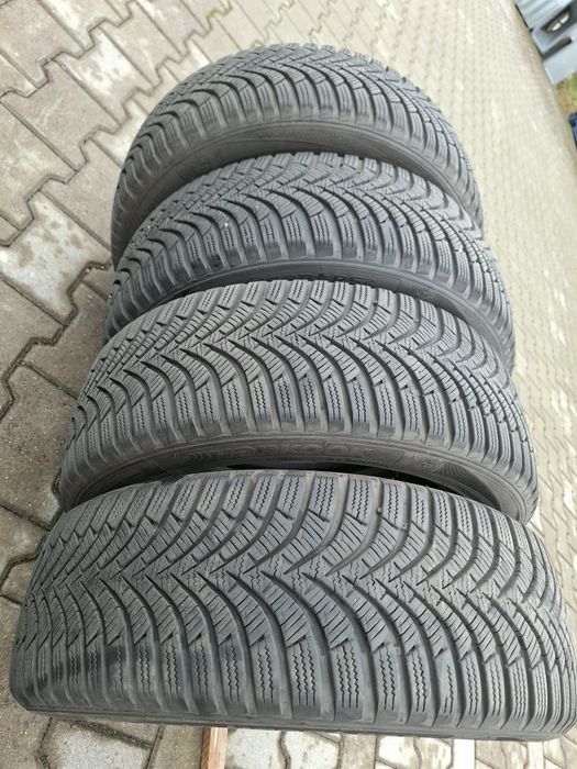 Sprzedaż opon używanych