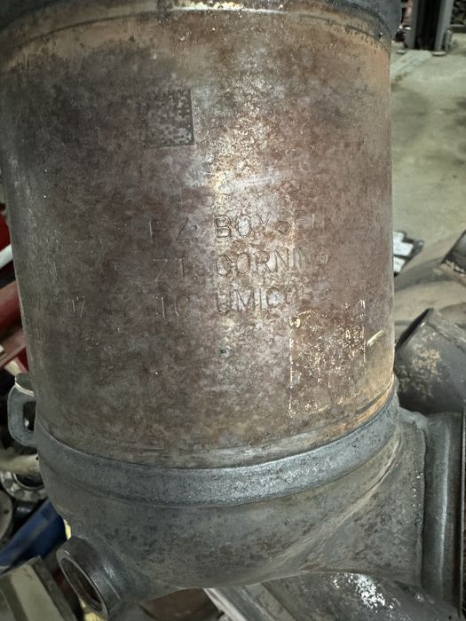 Катализатор БМВ 2 Ф44 М235 B48 306л.с. Глушитель Глушник BMW F44 M235