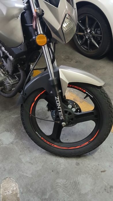 ZONTES 125CC  2011 com 8000km