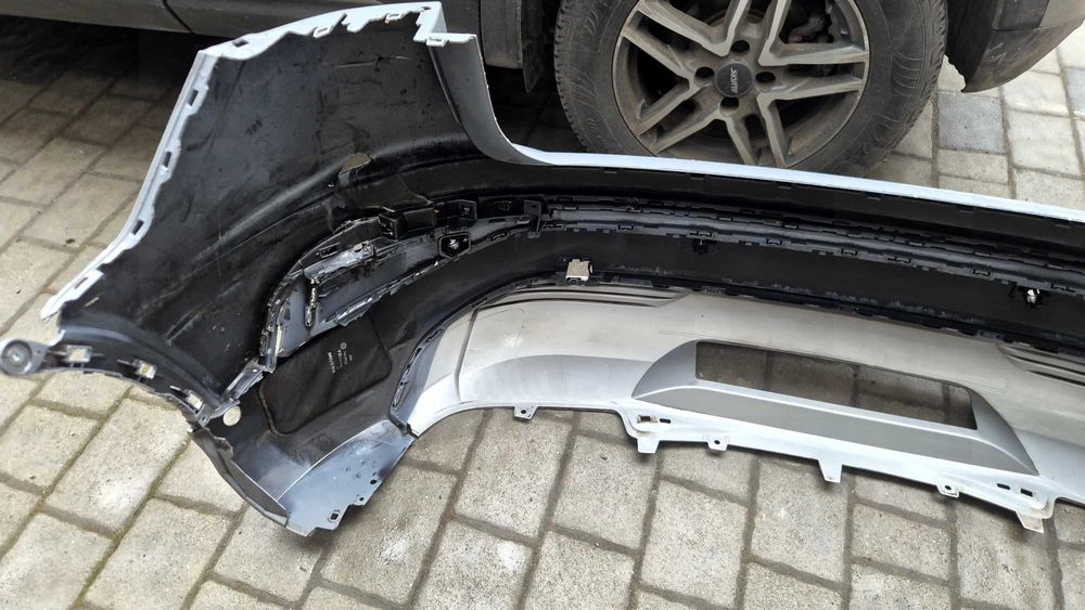 Audi Q4 etron двері+