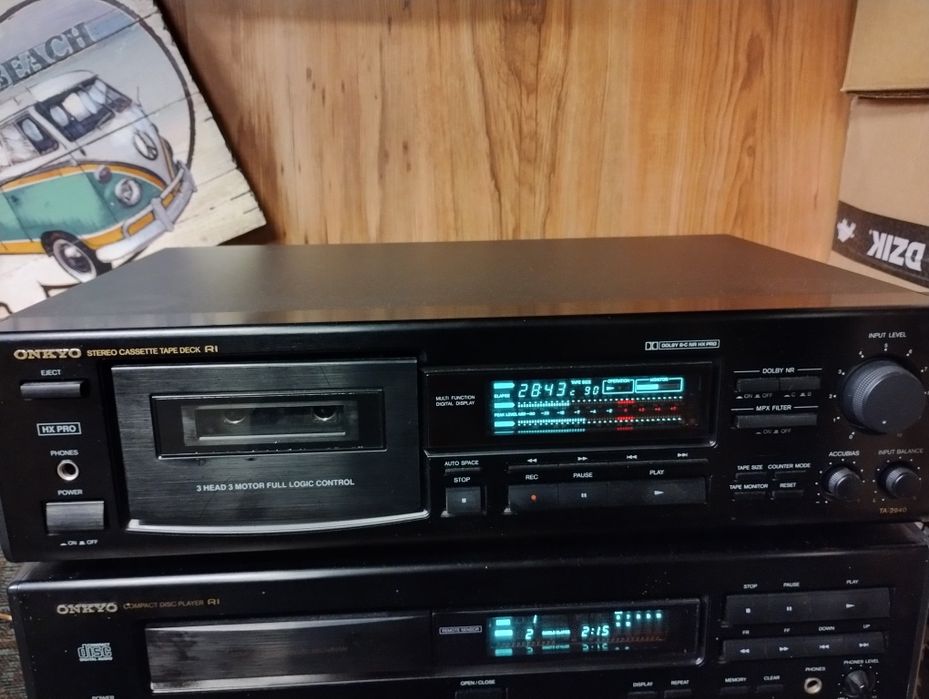 ONKYO amplituner 5.1 +cd