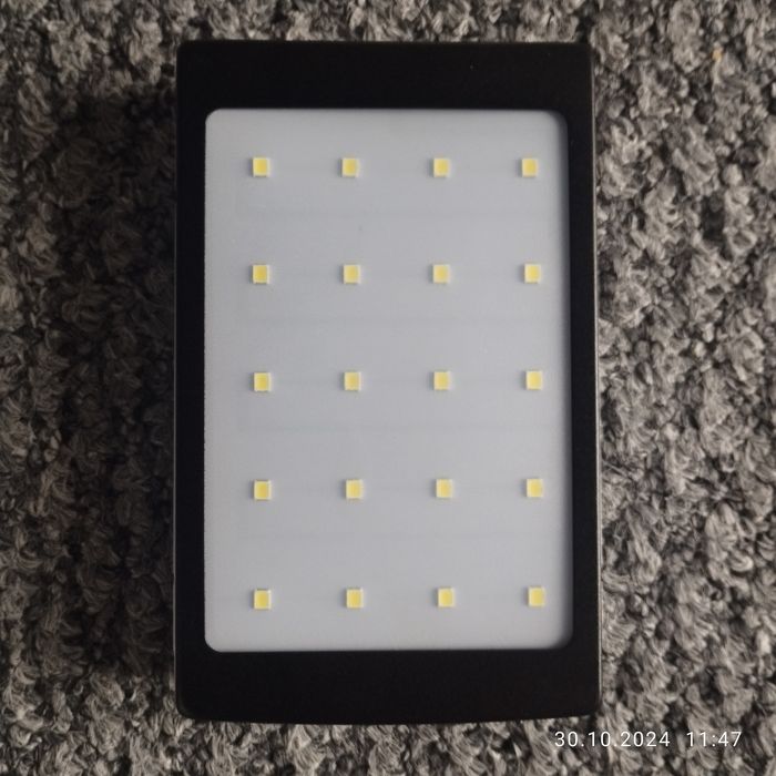 Ліхтарик павербанк