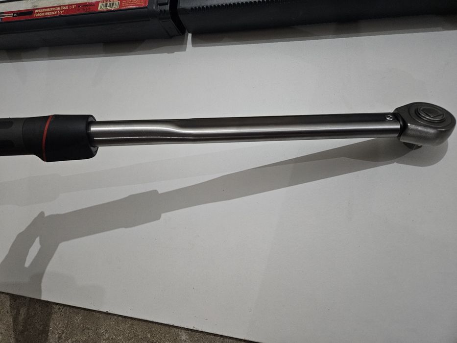 Chave Dinamométrica Würth 1/2" (40-200 N·m) – Profissional com Estojo