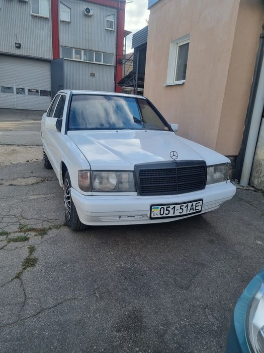 Продам мерседес 190.