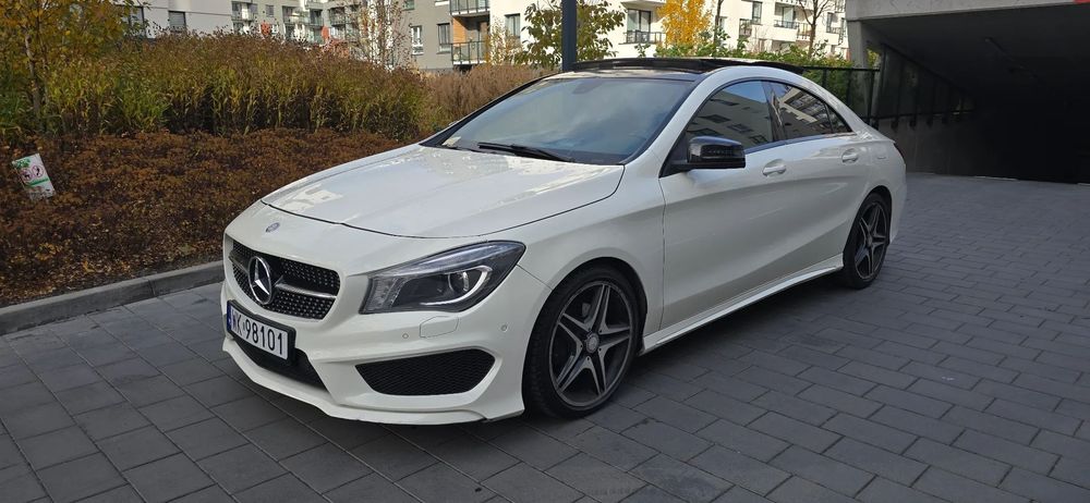 Mercedes-Benz CLA AMG panoramiczny dach lampy led nawigacja podgrzewane fotele