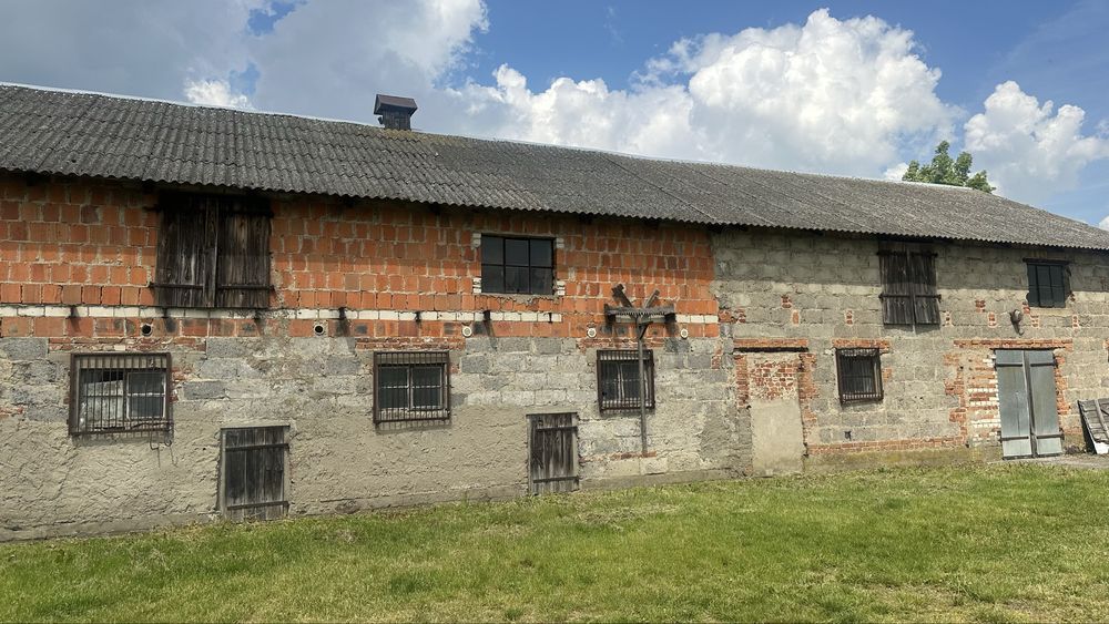 Sprzedaz budynkow gispodarczych i ziemi Karniszewo