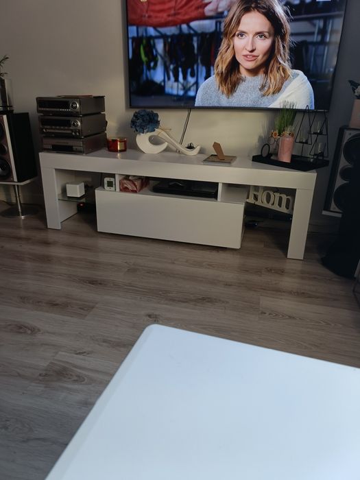 Komoda pod telewizor