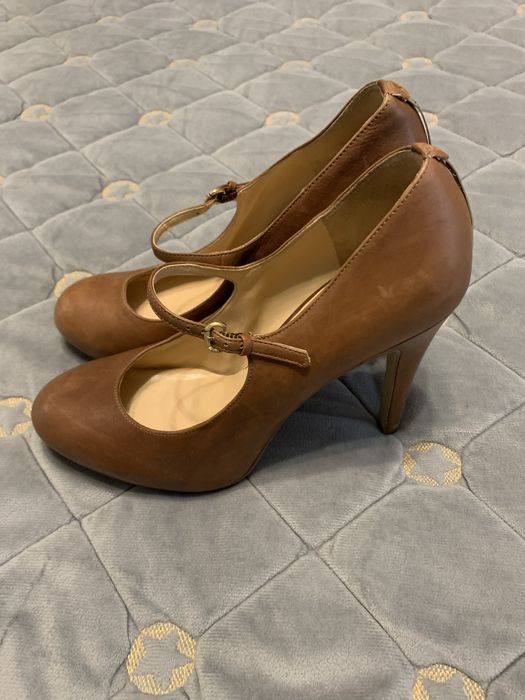 Туфлі жіночі guess