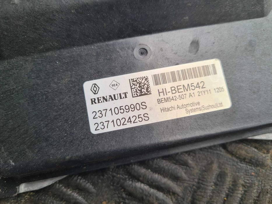 Renault Clio V 1.6 E-TECH hybrid 22r komputer sterownik silnika