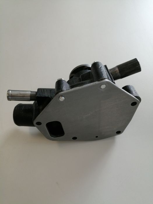 Bomba de água Mitsubishi Canter FE110