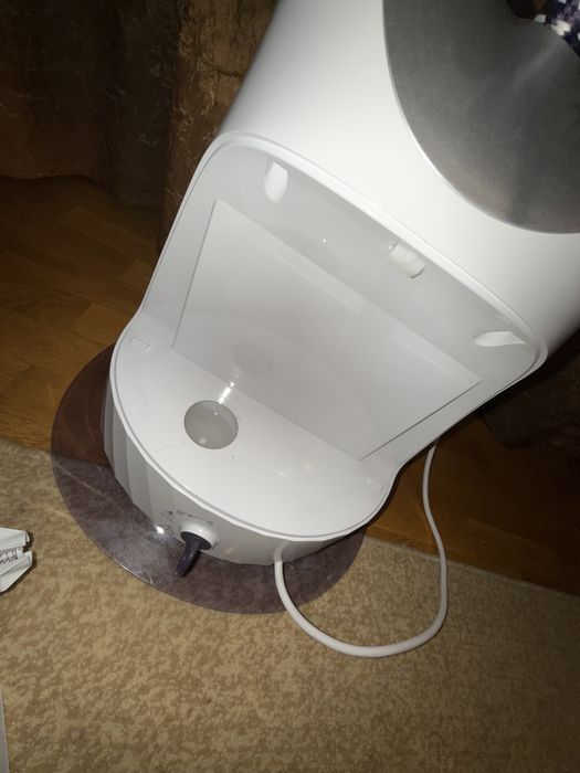 Відпарювач вертикальний стаціонарний PHILIPS ComfortTouch GC557/30