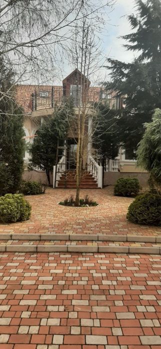 СДАМ! 1-3 месяца! Дом 2 этажа возле Совиньон 2 ДСК Морской!