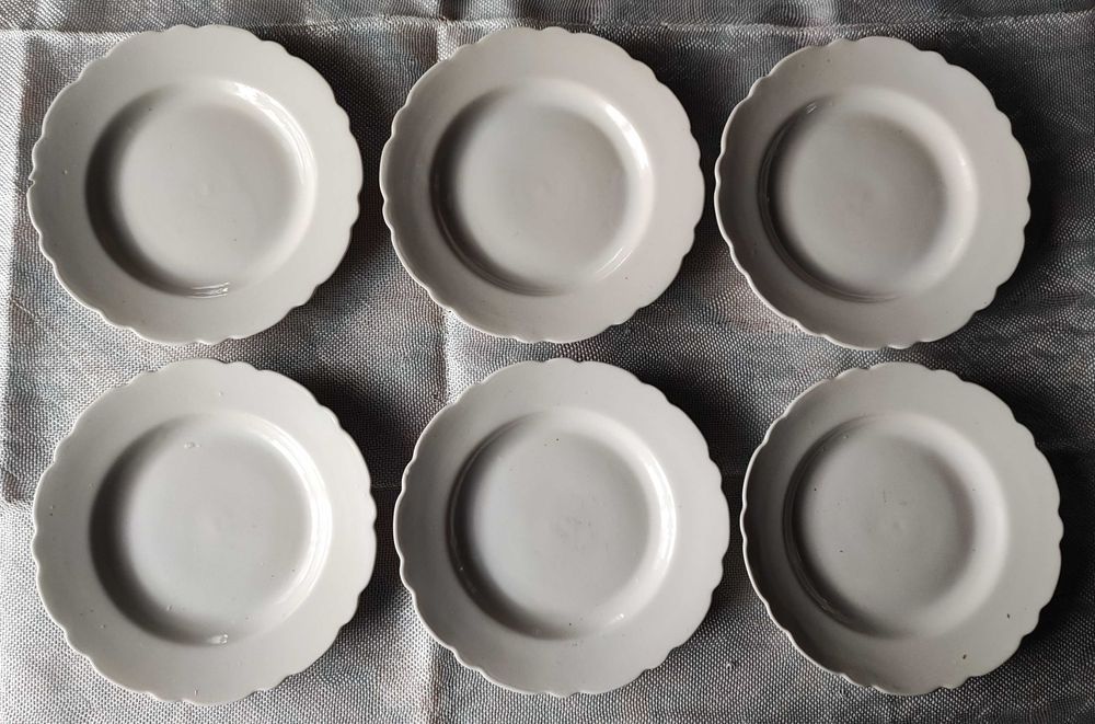 Lote de 6 pratos de sobremesa brancos antigos de Viana