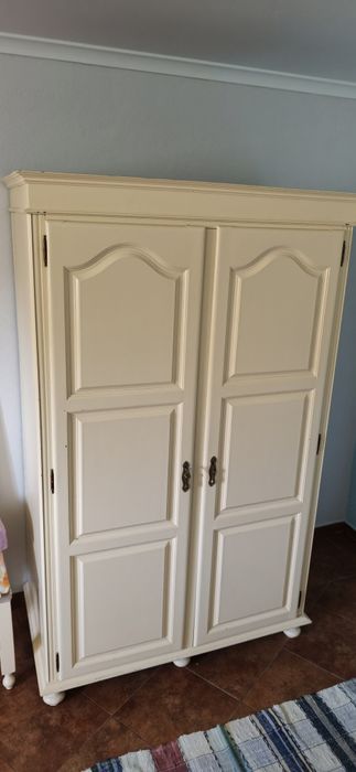 Guarda roupa Madeira maciça