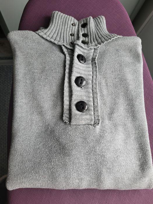 Swetr męski firmy repablo