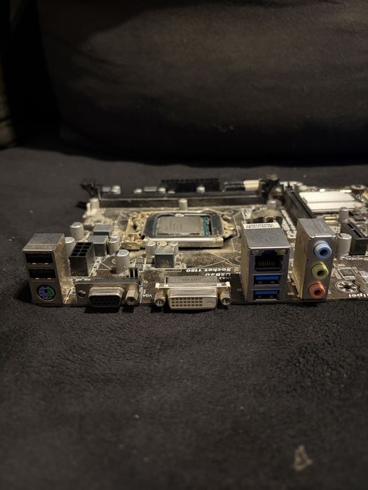 Plyta glowna gigabyte z procesorem