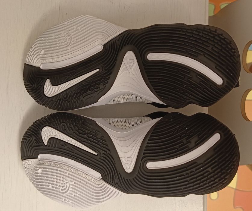 Giannis immortality 3 branco e preto tam 36