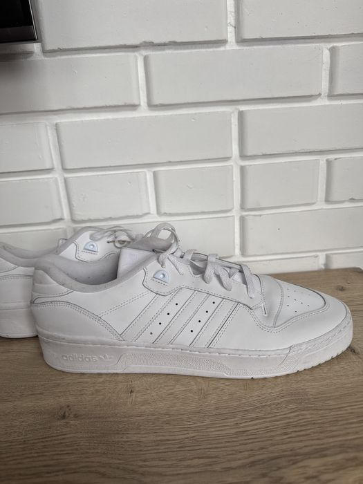 Adidas 49 1/3 32 cm