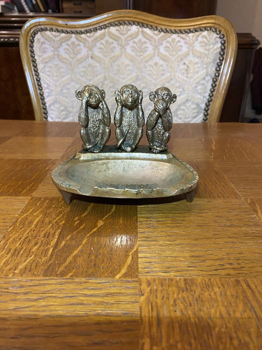 Popielnica mosiężna