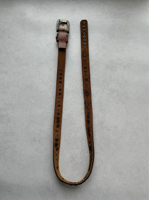 Кожаный ремень с заклепками в стиле Y2K женский made in Italy