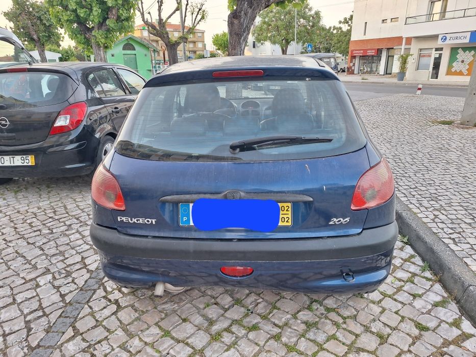 Peugeot 1400 com bancos em couros