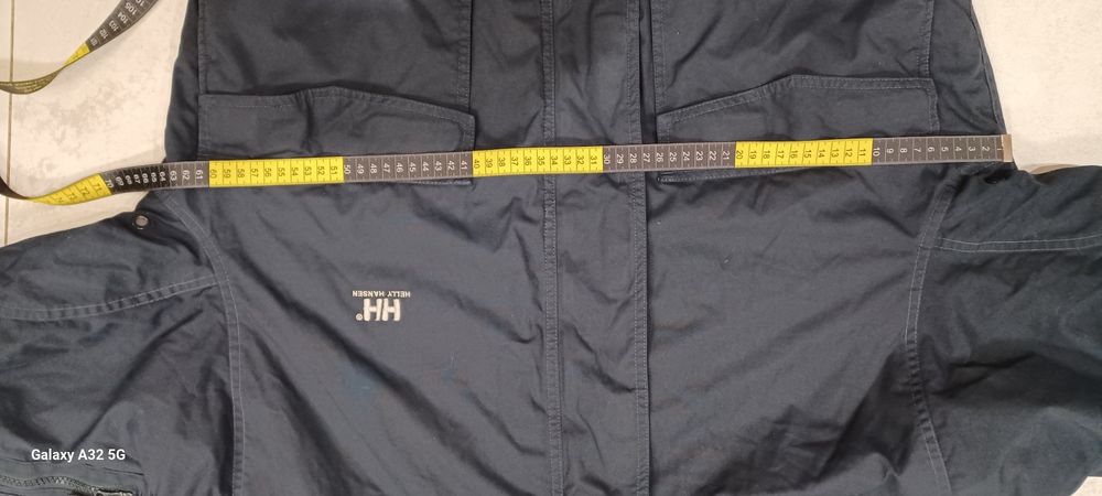 Kurtka Helly Hansen.