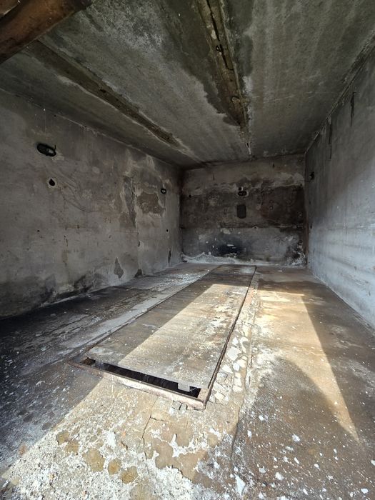 Продам приватизованний гараж  Центр, Д. Яворницького, Набережна