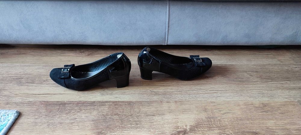 Buty czarne damskie Clara Barson r. 38