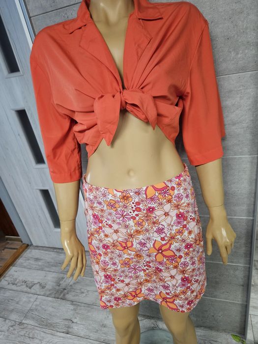 Komplet letni spódniczka bluzka wiązana Sinsay rozmiar L