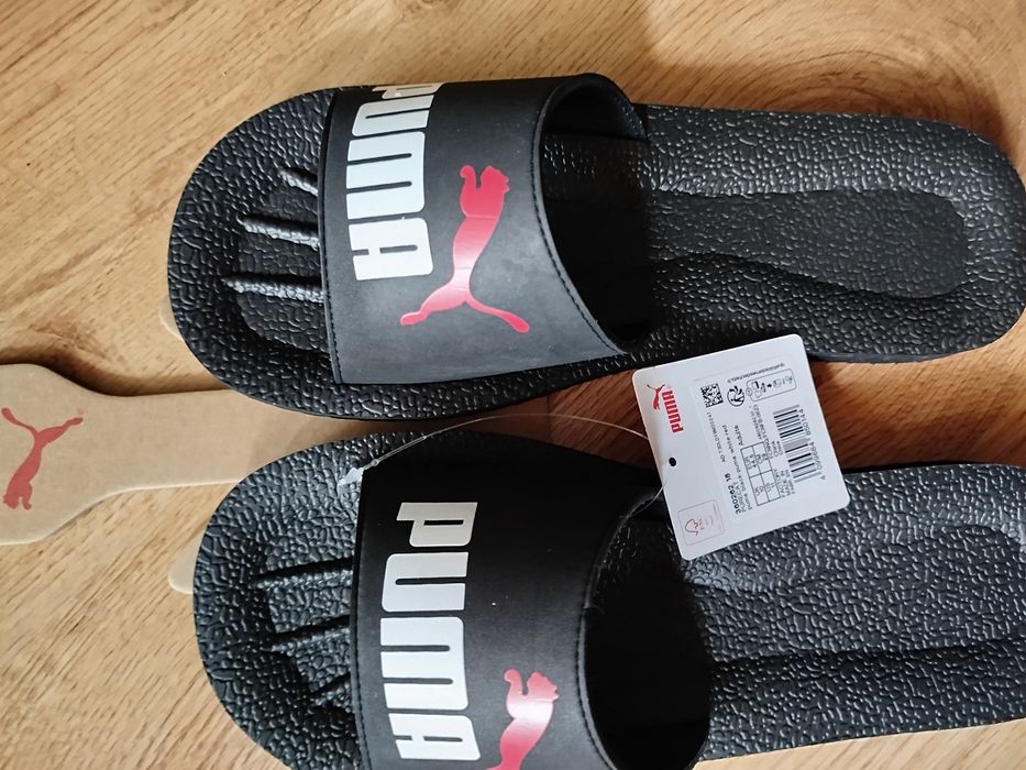 Sprzedam klapki Puma