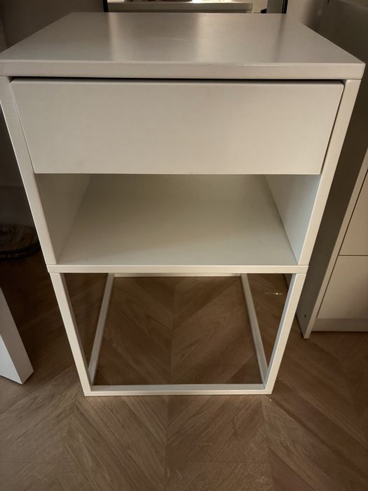 Mesa de cabeceira ikea vikhamer