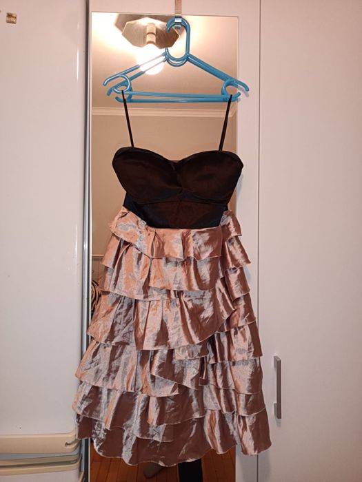 Sukienka elegancka firmy fishbone rozmiar xs 34 jak nowa