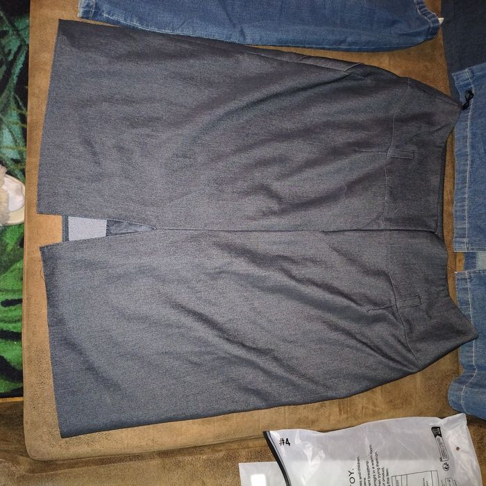 4 spódnice do kolan jeansowe i w stylu jeans 40-42