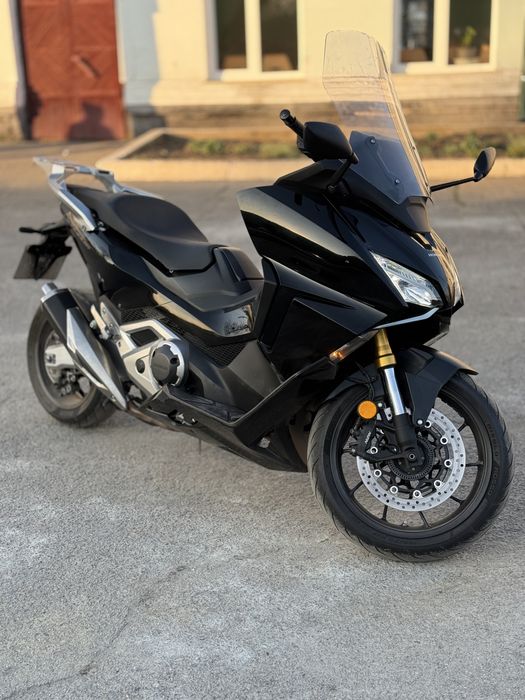 Honda Forza 750 x-adv 2022