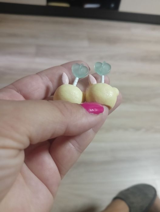 Продам куклу лол большая