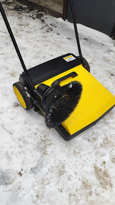 Підмітальна машина Karcher K970