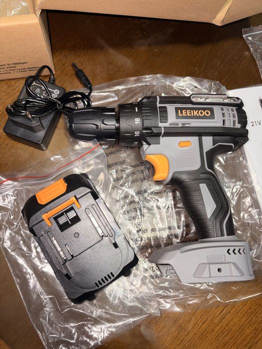 Berbequim Aparafusadora + bateira + kit completo